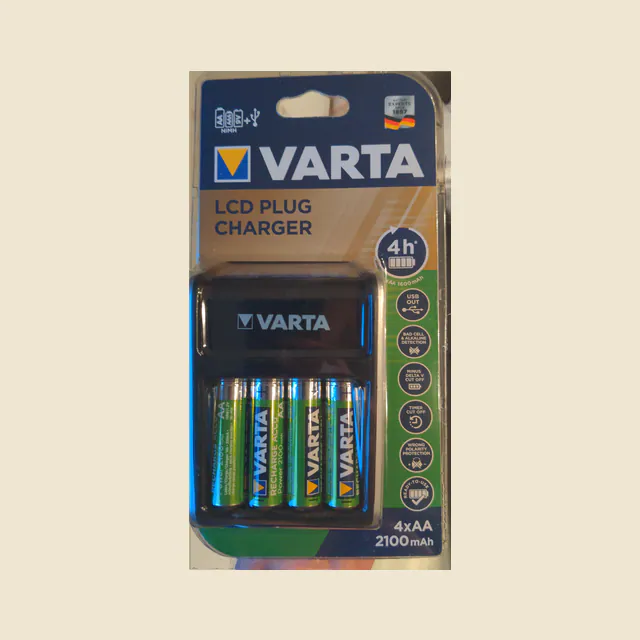 LCD plug charger