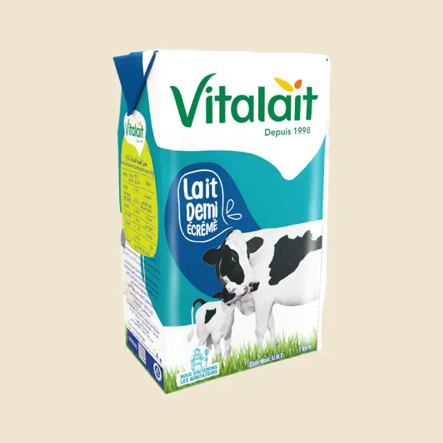 Lait demi- écrémé UHT